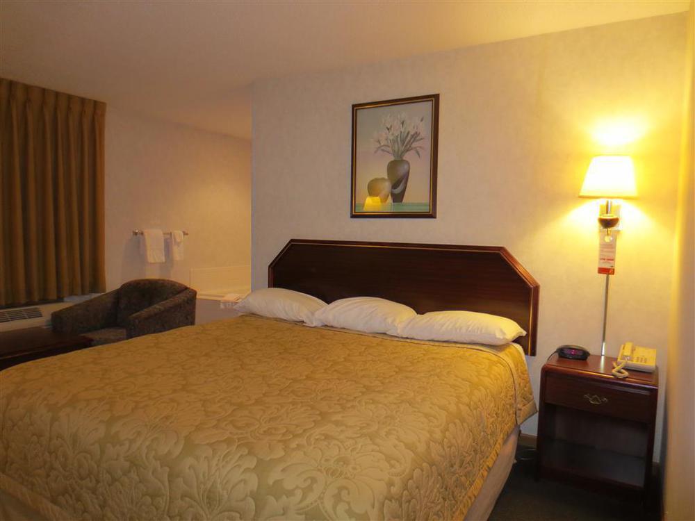 Americas Best Value Inn-Wenona Zimmer foto