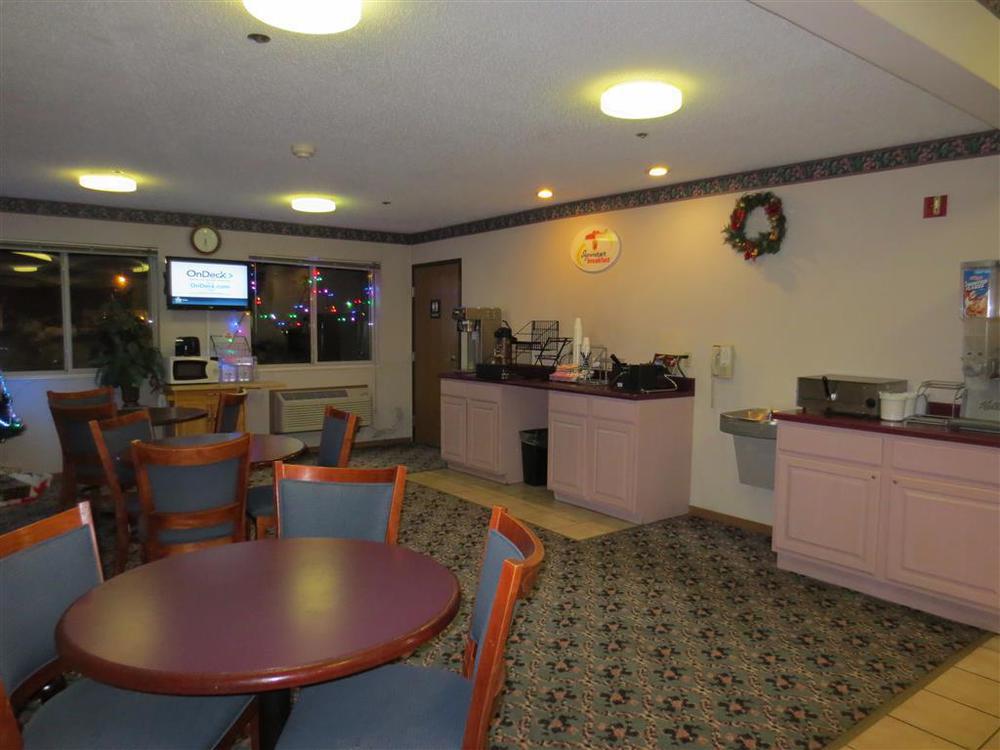 Americas Best Value Inn-Wenona Restaurant foto